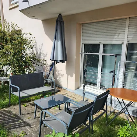 Apartment Avec Jardin Rungis
